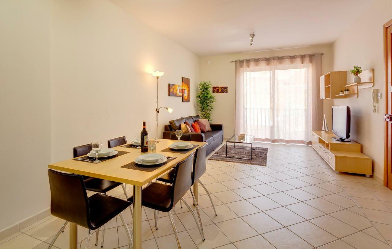 Spacious, Top Location Sliema Apartment Kültér fotó