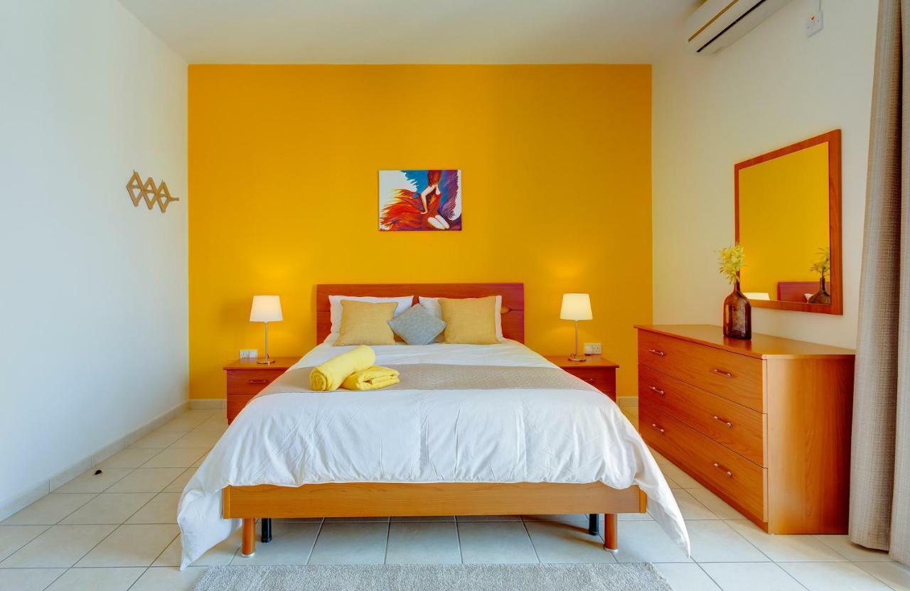Spacious, Top Location Sliema Apartment Kültér fotó