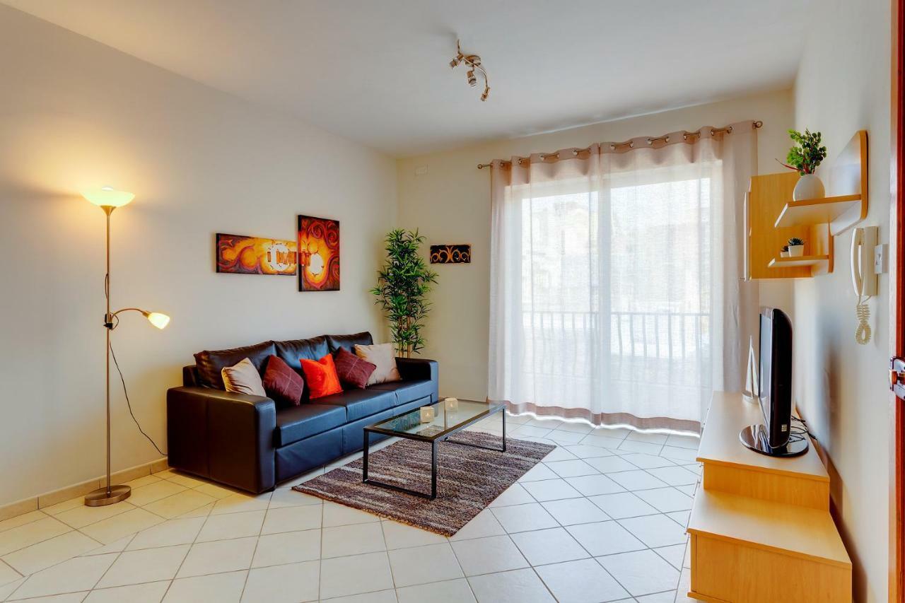 Spacious, Top Location Sliema Apartment Kültér fotó