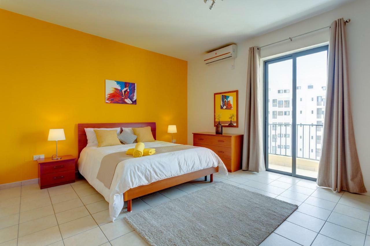 Spacious, Top Location Sliema Apartment Kültér fotó
