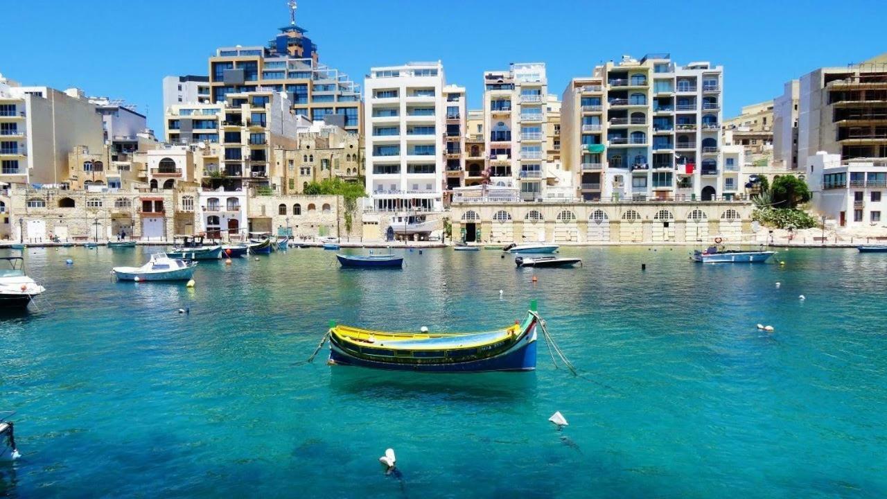 Spacious, Top Location Sliema Apartment Kültér fotó